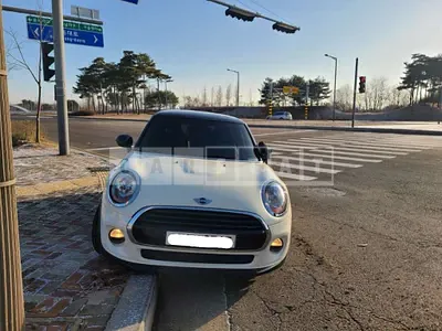 Photo 1 of 8: 2016 MINI Cooper, VIN WMWXP5106G2A92431 — Korean insurance auction