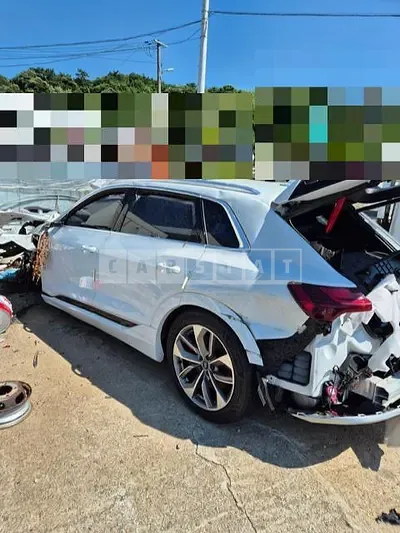 Photo 1 of 33: 2020 Audi e-tron 55 quattro — Korean insurance auction