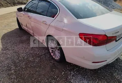 Photo 1 of 9: 2018 BMW 520d, VIN WBAJC3103JD031021 — Korean insurance auction