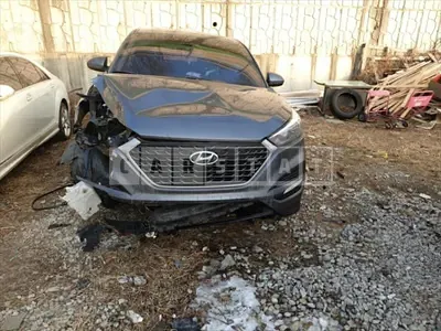 Photo 1 of 22: 2018 Hyundai Tucson E-VGT 1.7 (2WD) — Korean insurance auction
