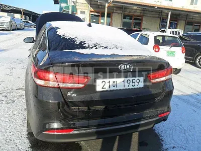 Photo 1 of 22: 2018 Kia K5, VIN KNAGT416BJA202602 — Korean insurance auction
