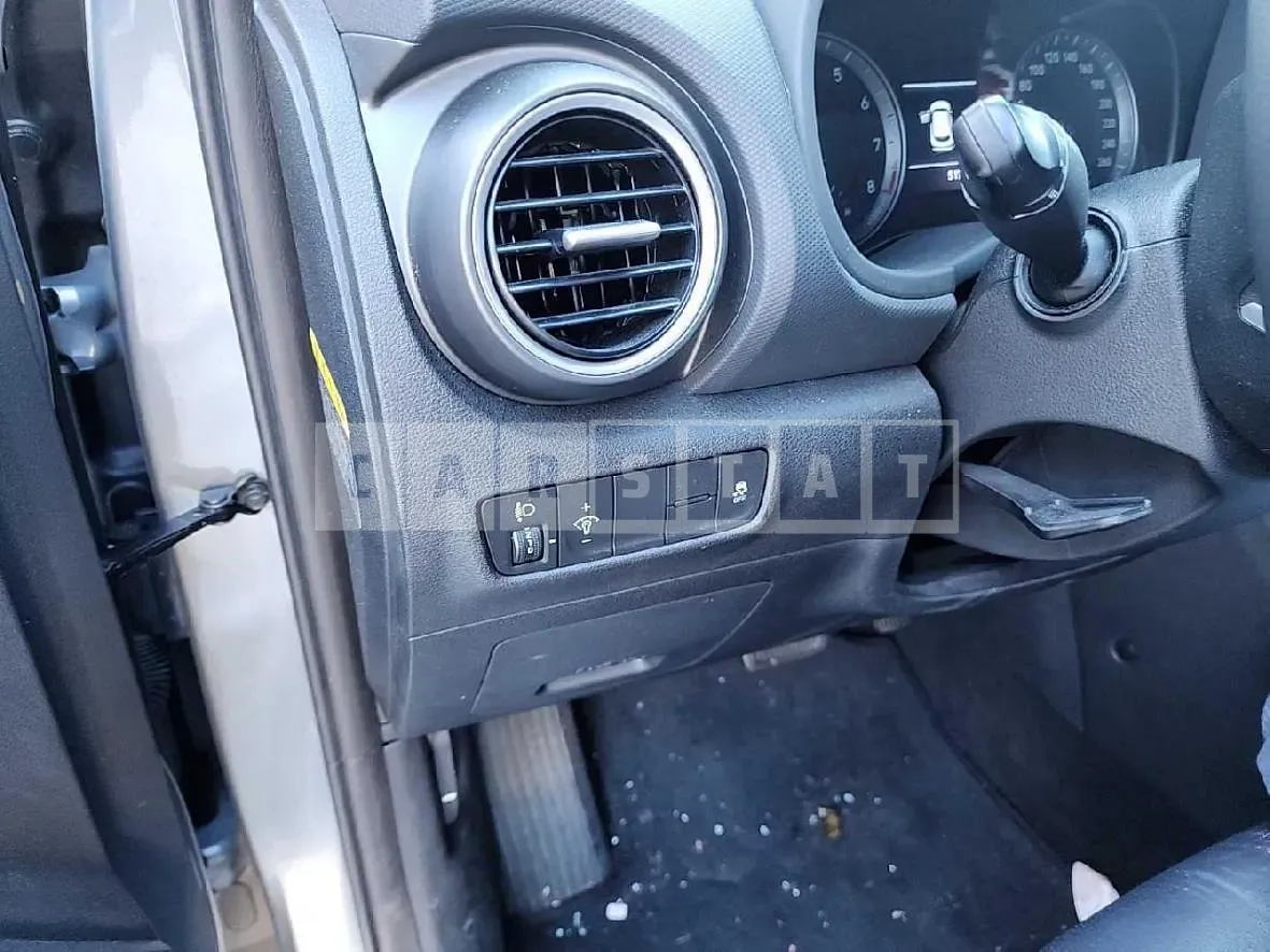 Photo 2 of 16: 2019 Hyundai Kona — Korean insurance auction