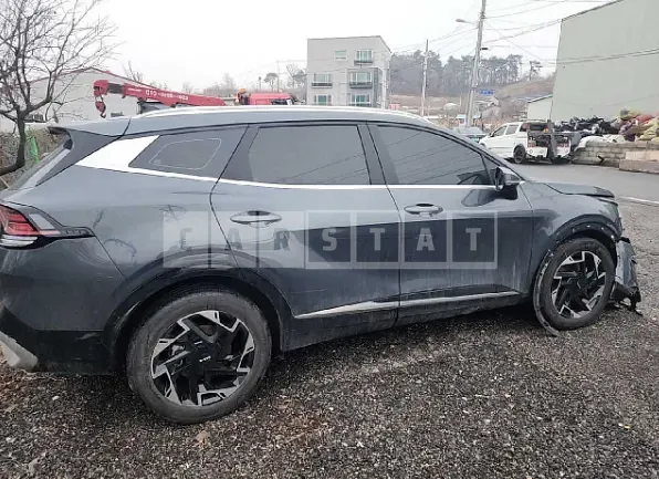Photo 2 of 15: 2023 Kia Sportage, VIN KNAPV81BGPK126724 — Korean insurance auction