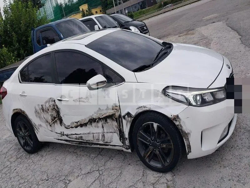 Photo 2 of 7: 2016 Kia K3 1.6 (Diesel) — Korean insurance auction
