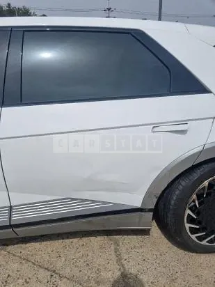 Photo 2 of 27: 2023 Hyundai IONIQ 5 — Korean insurance auction