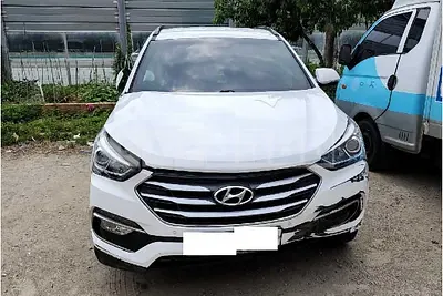 Photo 1 of 29: 2018 Hyundai Santa Fe — Korean insurance auction