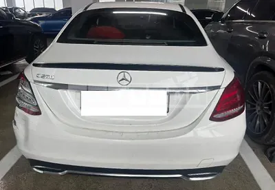 Photo 1 of 12: 2017 Mercedes-Benz C 200, VIN WDDWF4CBXHF509458 — Korean insurance auction