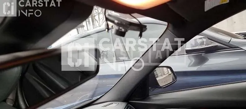 Photo 2 of 12: 2018 BMW 320d, VIN WBA8C5101J5L44735 — Korean insurance auction