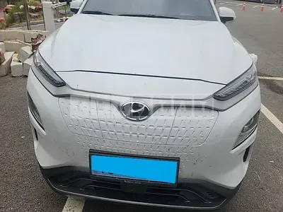 Photo 1 of 48: 2019 Hyundai Kona Electric, VIN KMHK281GFLU067728 — Korean insurance auction