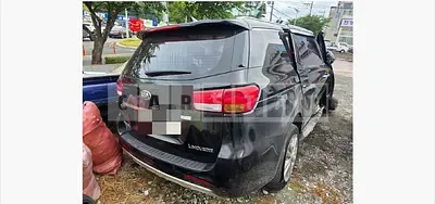 Photo 1 of 9: 2017 Kia Carnival Limousine — Korean insurance auction