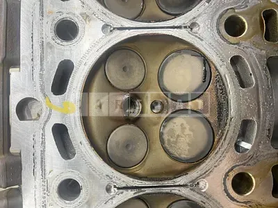 Photo 1 of 3: 2020 Mercedes-Benz Auto Parts /Cylinder Head S560 — Korean insurance auction