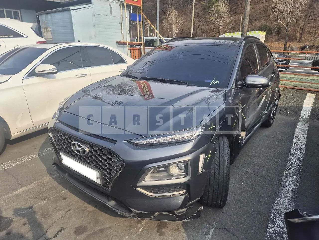 Photo 2 of 32: 2018 Hyundai Kona, VIN KMHK3816GJU132714 — Korean insurance auction