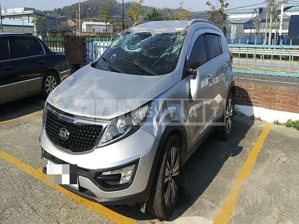 Photo 2 of 19: 2015 Kia Sportage R, VIN KNAPC813BFK764968 — Korean insurance auction