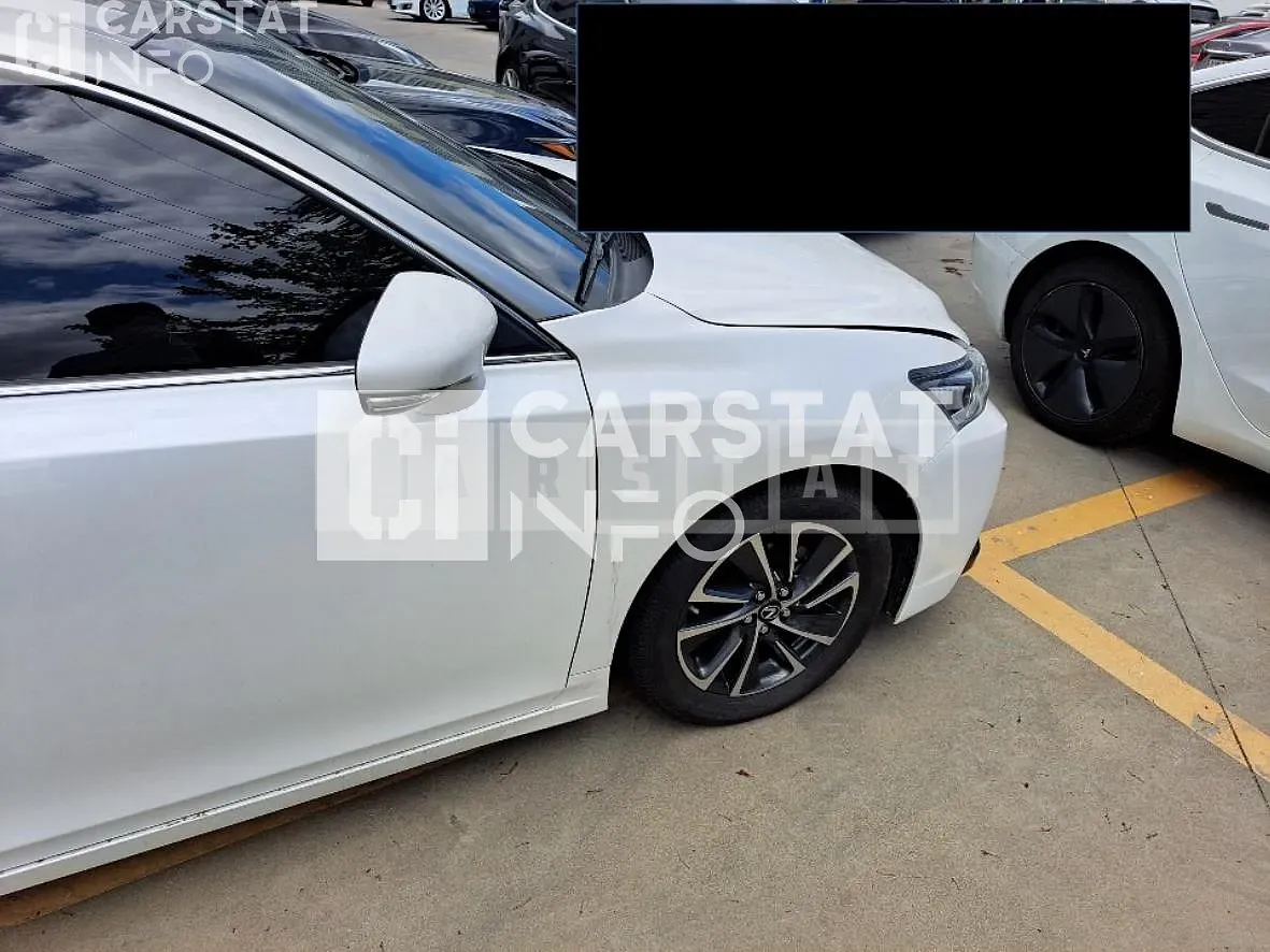 Photo 2 of 27: 2018 Lexus CT200h, VIN JTHKD5BH0J2333879 — Korean insurance auction