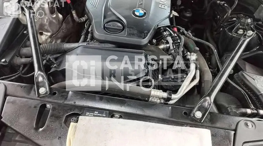 Photo 2 of 6: 2014 BMW Calm 520d xDrive — Korean insurance auction