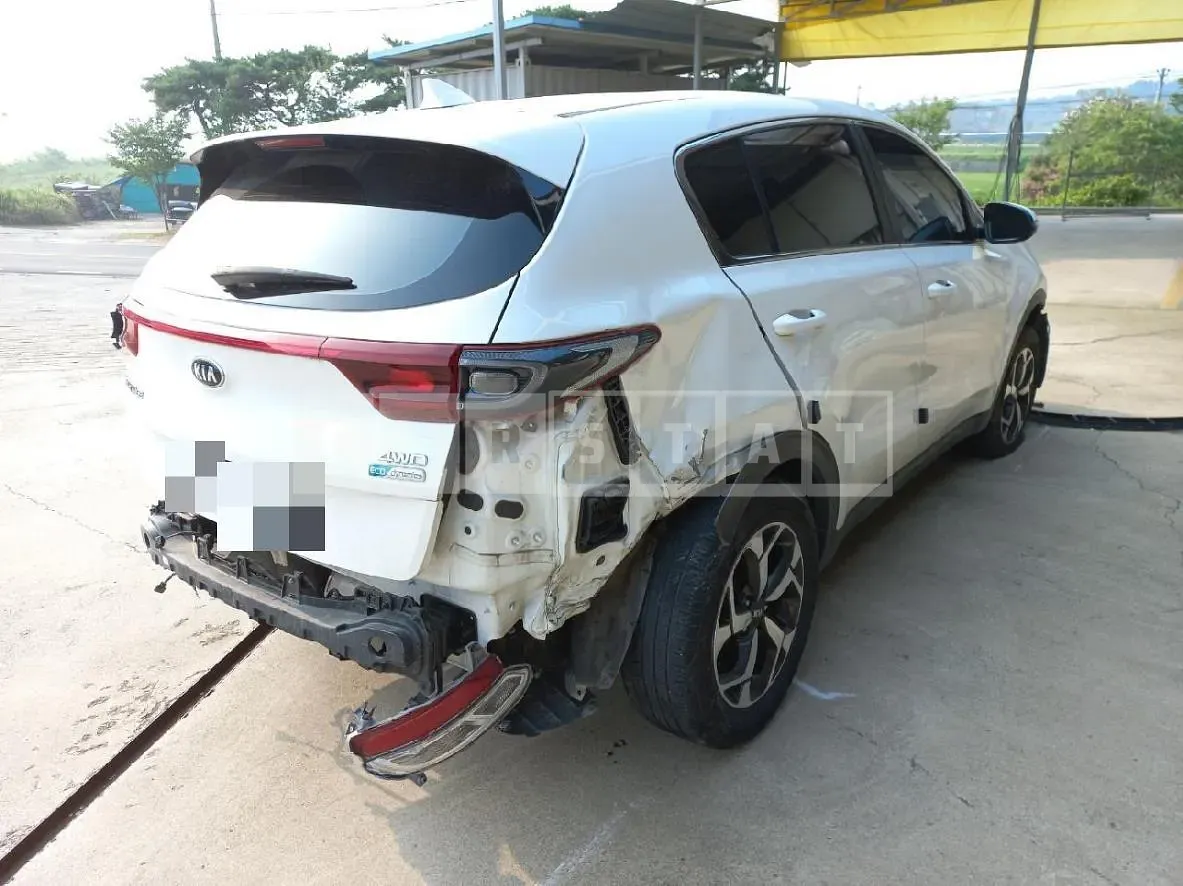 Photo 2 of 28: 2019 Kia Sportage 4WD, VIN KNAPM813DKK704457 — Korean insurance auction