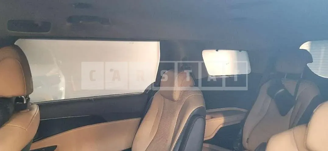 Photo 2 of 14: 2021 Kia Carnivals — Korean insurance auction