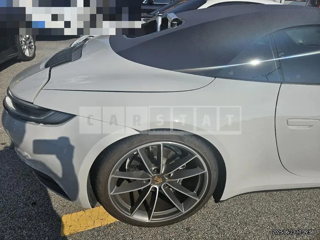 Photo 2 of 54: 2024 Porsche 911 Carrera Cabriolet — Korean insurance auction