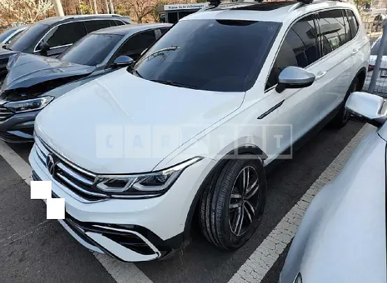 Photo 2 of 24: 2023 Volkswagen Tiguan, VIN WVGZZZ5N3PM000594 — Korean insurance auction