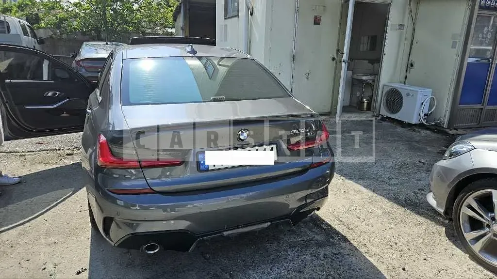 Photo 2 of 18: 2020 BMW 320d M Sport Package — Korean insurance auction