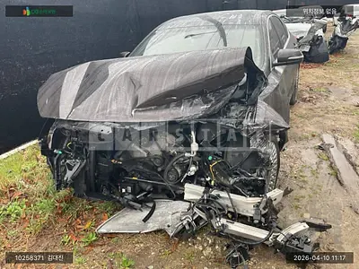 Photo 1 of 42: 2018 Hyundai Genesis G80, VIN KMHGM41DDKU314946 — Korean insurance auction