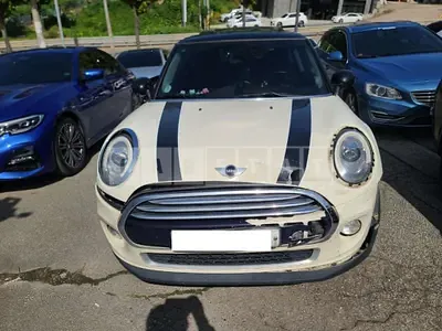 Photo 1 of 5: 2015 MINI Cooper D, VIN WMWXN310XFT956543 — Korean insurance auction