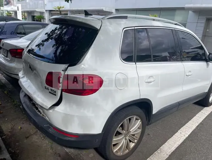 Photo 2 of 8: 2015 Volkswagen Tiguan 2.0 TDI Blue Motion, VIN WVGZZZ5N2FW595340 — Korean insurance auction