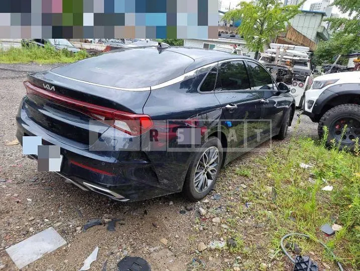 Photo 2 of 6: 2023 Kia K5 2.0 — Korean insurance auction