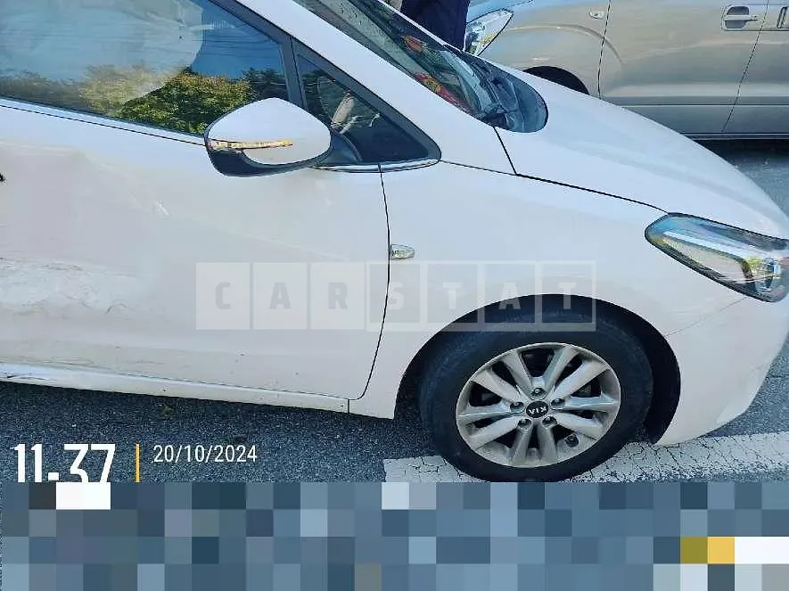 Photo 2 of 7: 2016 Kia K3 1.6 — Korean insurance auction