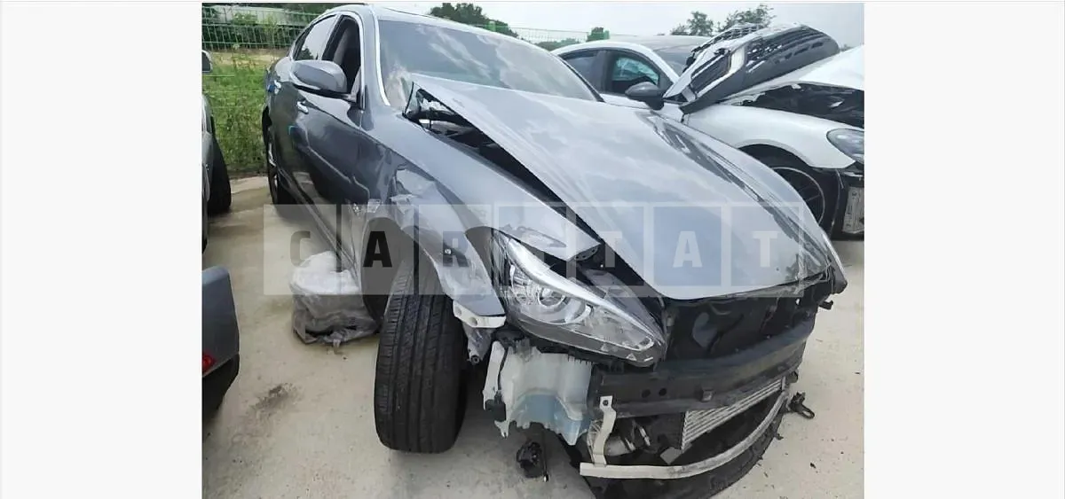 Photo 2 of 92: 2015 Infiniti Q70 3.0d — Korean insurance auction