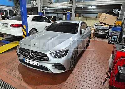 Photo 1 of 8: 2023 Mercedes-Benz E250 — Korean insurance auction