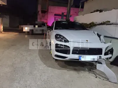 Photo 1 of 30: 2022 Porsche Cayenne E-Hybrid Coupe — Korean insurance auction