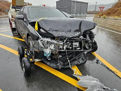Photo 1 of 22: 2023 Kia K5, VIN KNAG241ABRA255822 — Korean insurance auction