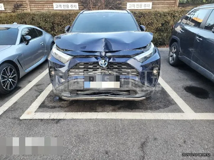 Photo 2 of 16: 2022 Toyota RAV4 Hybrid AWD — Korean insurance auction