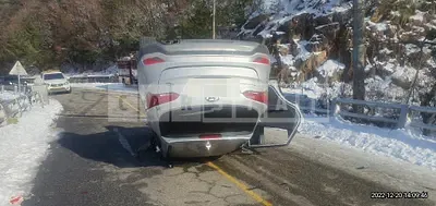 Photo 1 of 12: 2015 Hyundai Santa Fe 2.2 (4WD), VIN KMHSW81XDGU601356 — Korean insurance auction