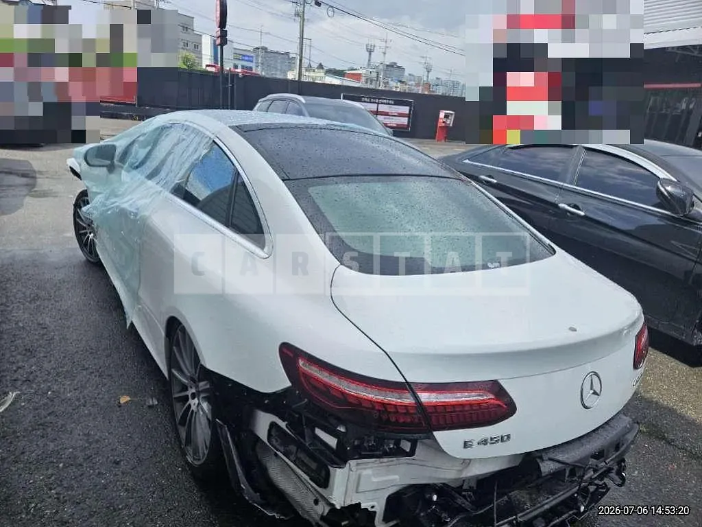 Photo 2 of 28: 2021 Mercedes-Benz E450 4Matic Coupe — Korean insurance auction