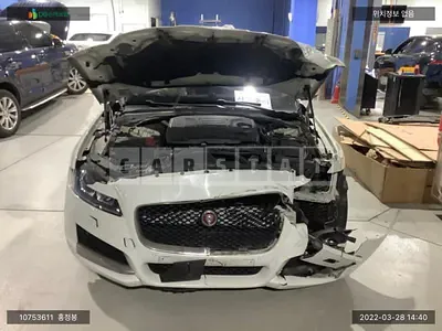 Photo 1 of 18: 2018 Jaguar XF 25T AWD, VIN SAJBA4BX9JCY68426 — Korean insurance auction
