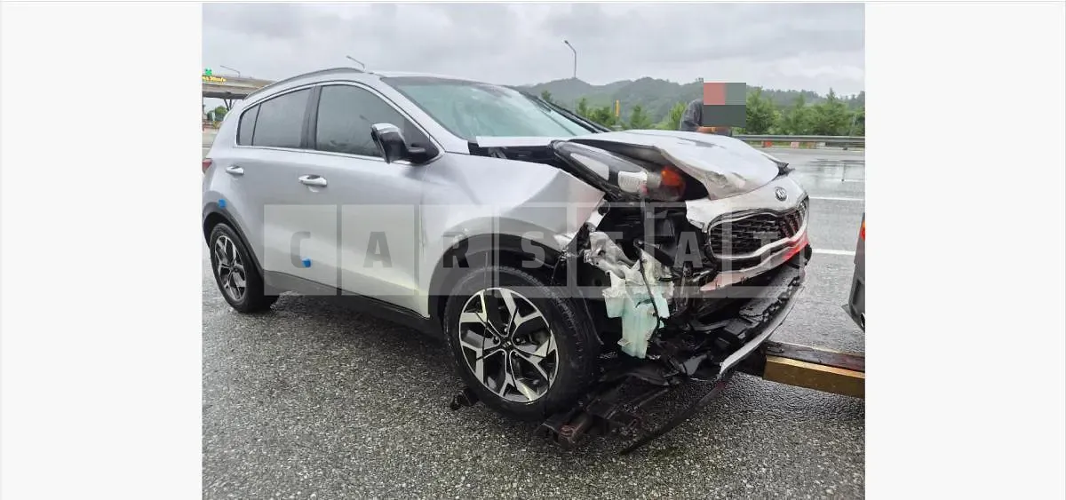 Photo 2 of 8: 2019 Kia Sportage 2.0 — Korean insurance auction