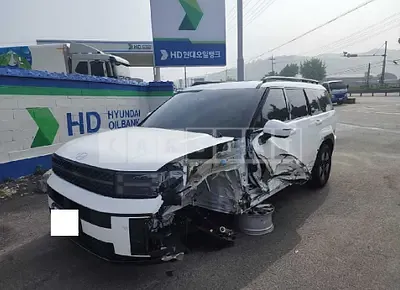 Photo 1 of 36: 2024 Hyundai Santa Fe, VIN KMHP5811BRU025346 — Korean insurance auction