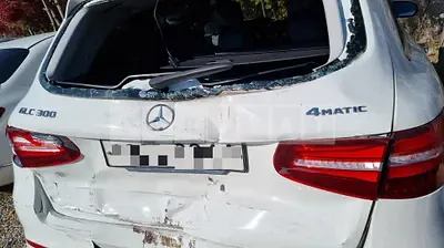 Photo 1 of 2: 2019 Mercedes-Benz GLC300 4Matic — Korean insurance auction