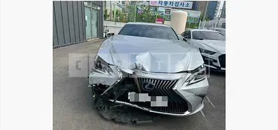 Photo 1 of 20: 2019 Lexus ES300h — Korean insurance auction