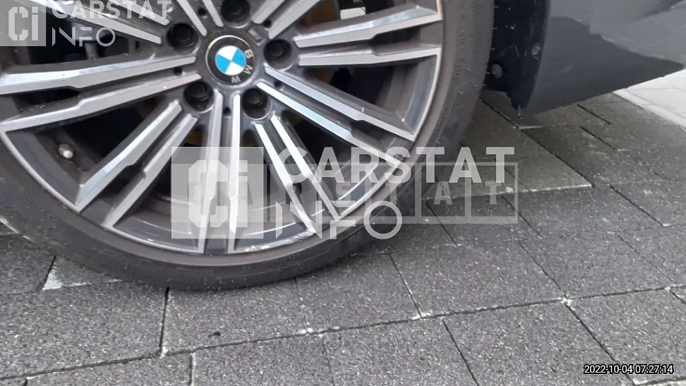 Photo 2 of 34: 2021 BMW 320i, VIN WBA5X5109MFK34778 — Korean insurance auction