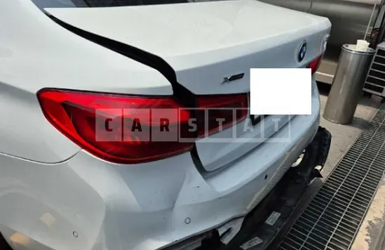 Photo 2 of 44: 2018 BMW 520d xDrive — Korean insurance auction