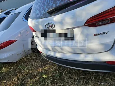 Photo 1 of 25: 2014 Hyundai Santa Fe DM — Korean insurance auction