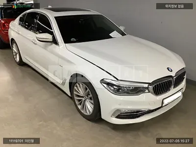 Photo 1 of 9: 2019 BMW 530i xDrive, VIN WBAJD9102JWC83902 — Korean insurance auction