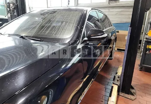 Photo 2 of 18: 2018 Mercedes-Benz S560 4Matic L, VIN WDDUG8GB8JA358306 — Korean insurance auction