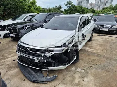 Photo 1 of 13: 2023 Volkswagen Jetta — Korean insurance auction