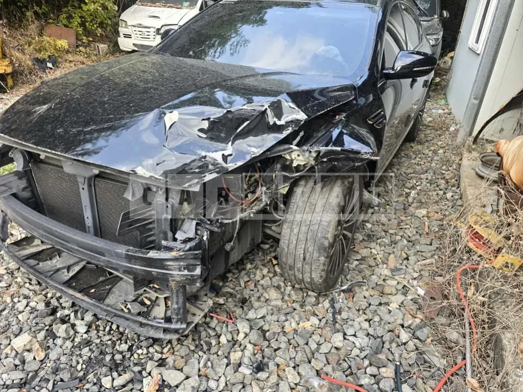 Photo 2 of 8: 2015 Kia K7 — Korean insurance auction