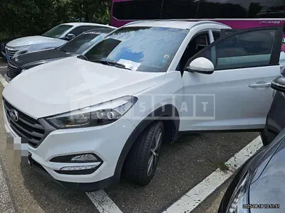 Photo 1 of 18: 2015 Hyundai Tucson TL — Korean insurance auction