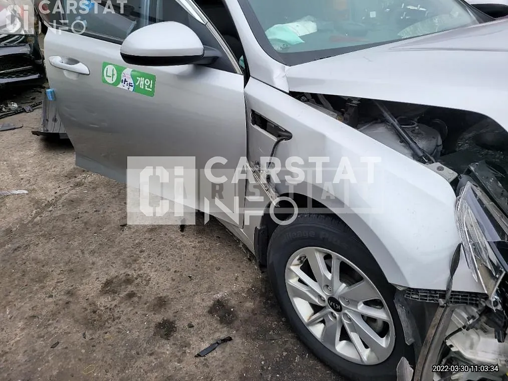 Photo 2 of 10: 2017 Kia K5 2.0(LPI), VIN KNAGU416BJA225811 — Korean insurance auction
